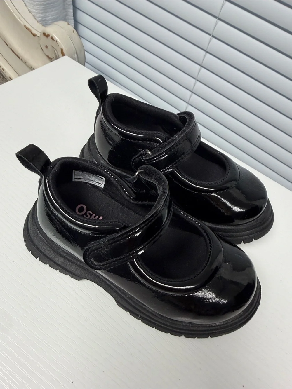 OshKosh Bgosh shiny black